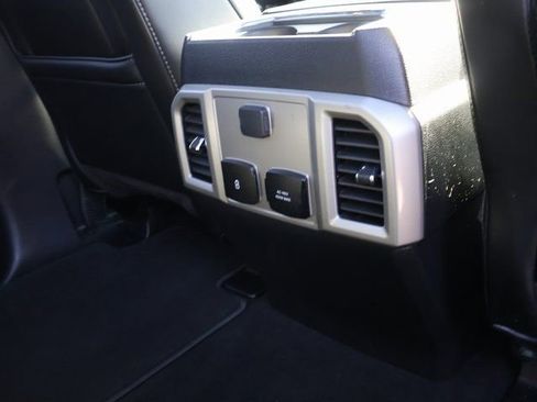 Used 2020 Ford F250 Lariat w/ Lariat Ultimate Package AWD/4WD image 27