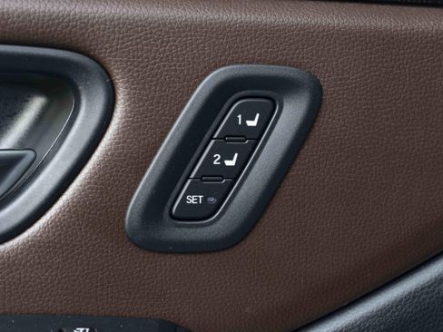 Used 2024 Honda Pilot Elite image 38
