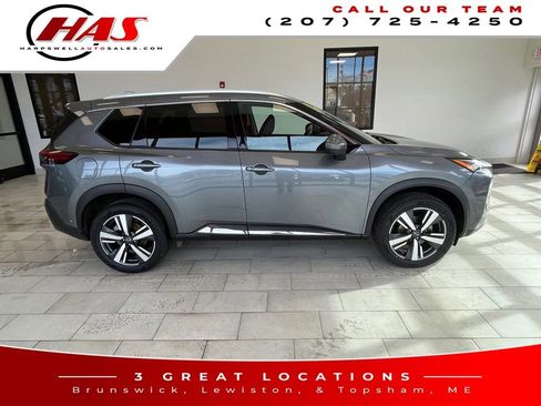 Used 2023 Nissan Rogue SL w/ SL Premium Package image 7