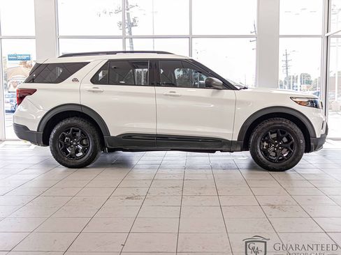 Used 2022 Ford Explorer Timberline image 10