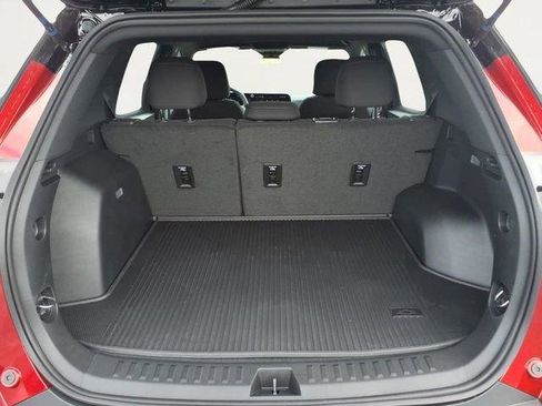 New 2026 Chevrolet Equinox LT w/ Safety and Technology Package AWD/4WD image 17