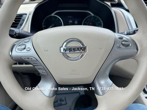 Used 2015 Nissan Murano S FWD image 12