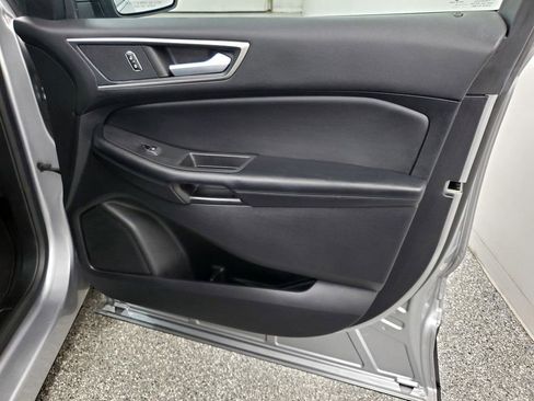 Used 2022 Ford Edge SEL w/ Convenience Package image 18