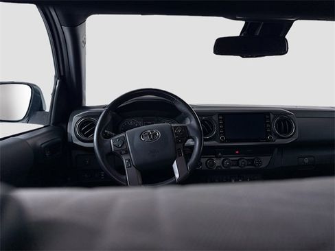 Certified 2020 Toyota Tacoma TRD Off-Road image 20