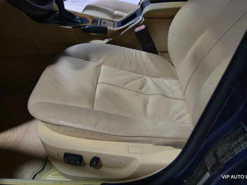 Used 2002 BMW 525i Sedan image 17