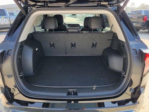 New 2026 GMC Terrain Denali w/ LPO, Floor Liner Package image 7