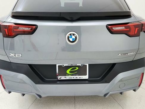 Used 2025 BMW X2 xDrive28i image 11