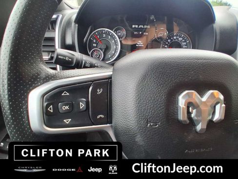 Used 2025 RAM 1500 Big Horn AWD/4WD image 22