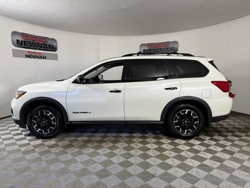 Used 2019 Nissan Pathfinder SL FWD image 4