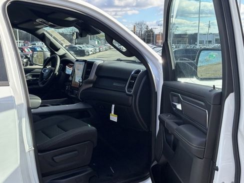 New 2026 RAM 1500 4x4 Crew Cab image 48