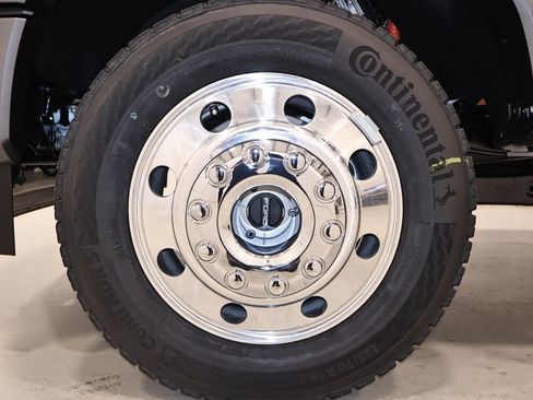 New 2026 Ford F450 Platinum AWD/4WD image 42