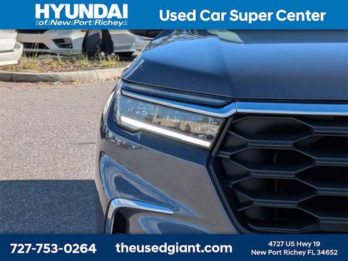 Used 2025 Honda Pilot EX-L image 9