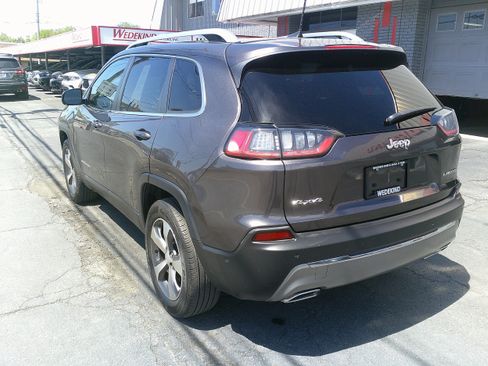 Used 2021 Jeep Cherokee Limited AWD/4WD image 13