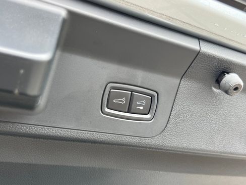 Used 2018 Porsche Panamera 4S AWD/4WD image 20