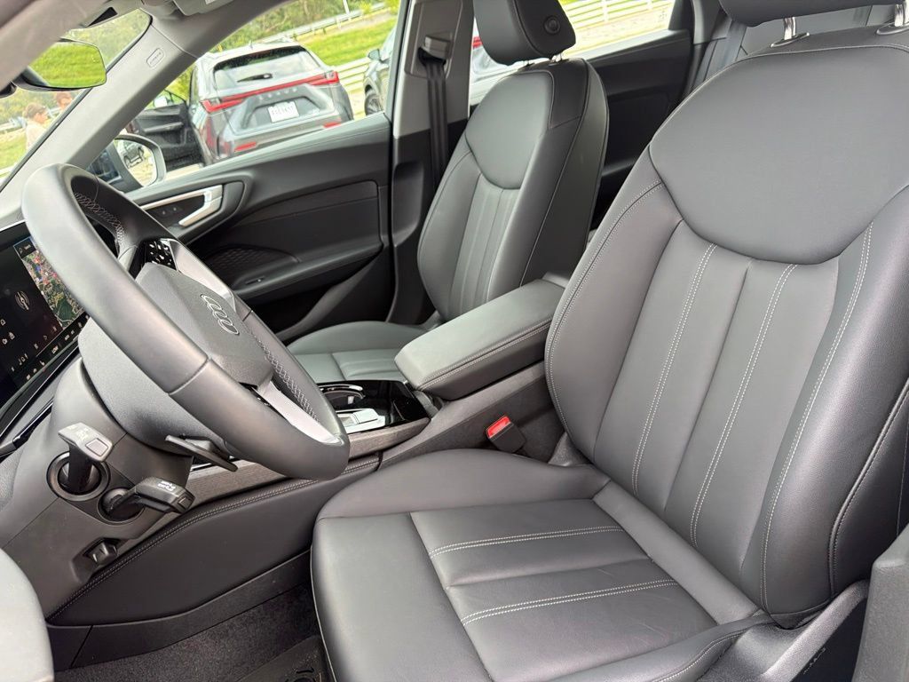 Used 2025 Audi A5 2.0T Premium AWD/4WD image 24