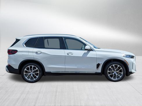 Used 2026 BMW X5 xDrive40i AWD/4WD image 8