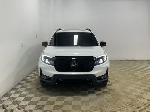 Used 2023 Honda Passport Elite image 2