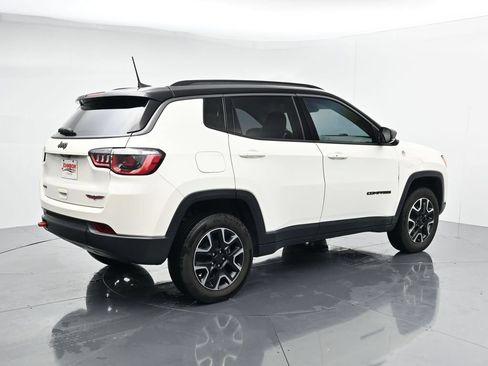 Used 2019 Jeep Compass Trailhawk w/ Popular Equipment Group AWD/4WD image 8