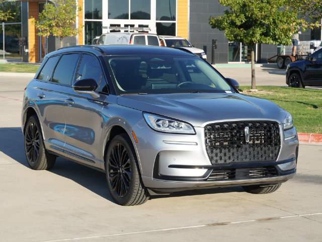Used 2024 Lincoln Corsair Reserve w/ Equipment Group 201A FWD image 3