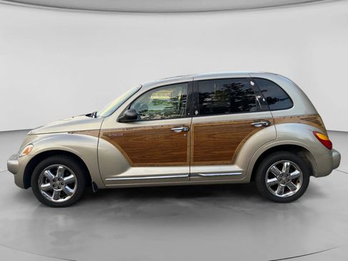Used 2005 Chrysler PT Cruiser Limited FWD image 1