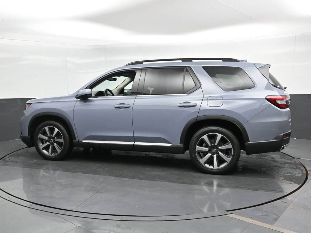 Used 2023 Honda Pilot Elite image 7