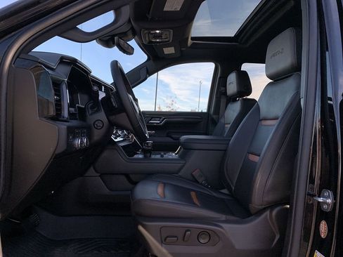 Used 2024 GMC Sierra 1500 AT4 w/ Technology Package image 33