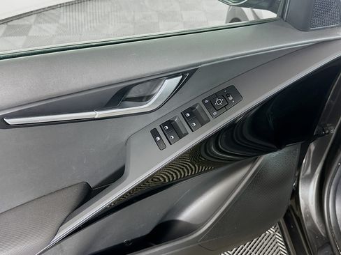Used 2024 Kia Niro Wind FWD image 15