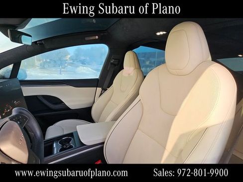 Used 2023 Tesla Model X Plaid image 6