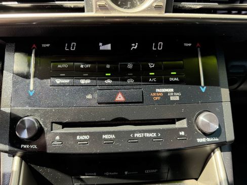 Used 2014 Lexus IS 250 AWD w/ Navigation Package image 21
