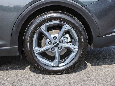 Used 2025 Kia K4 FWD image 10
