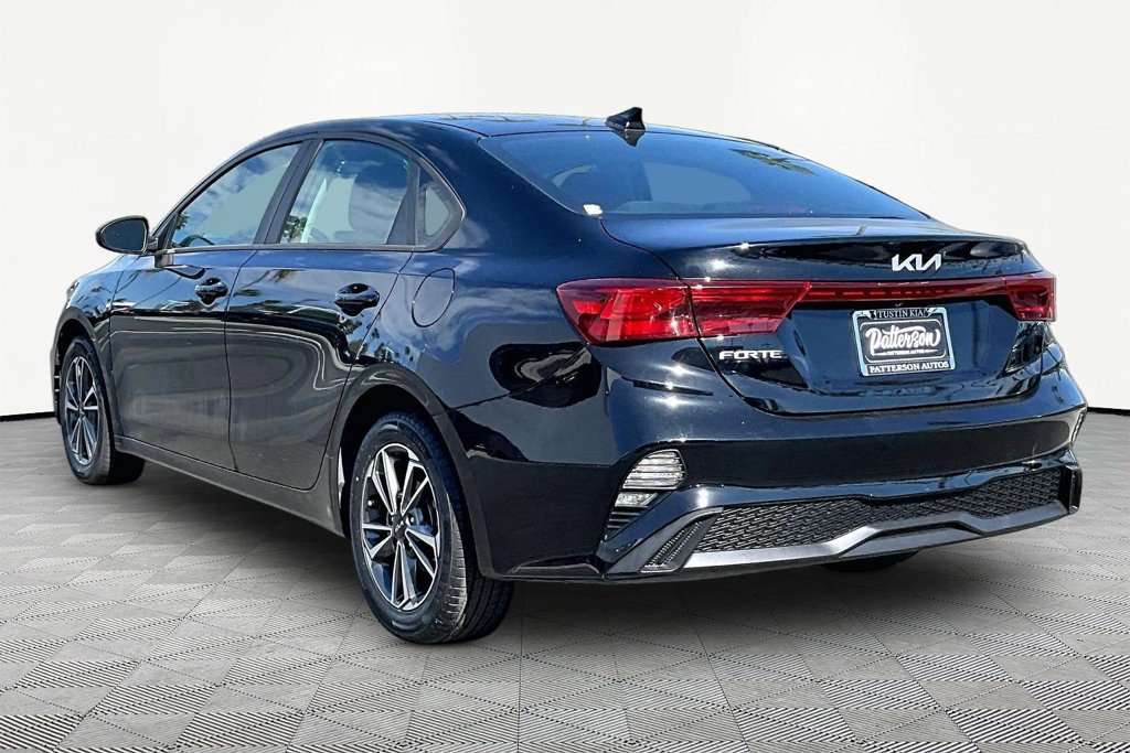 Used 2023 Kia Forte LXS FWD image 7