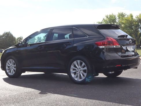 Used 2015 Toyota Venza LE image 7