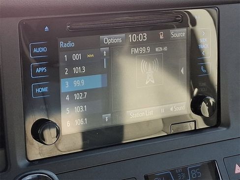 Used 2017 Toyota Sienna XLE Premium image 20