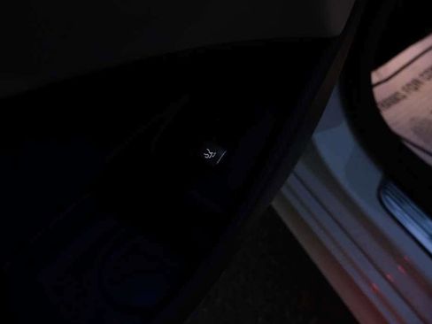 Used 2019 Mercedes-Benz E 300 4MATIC w/ Premium 1 Package image 20