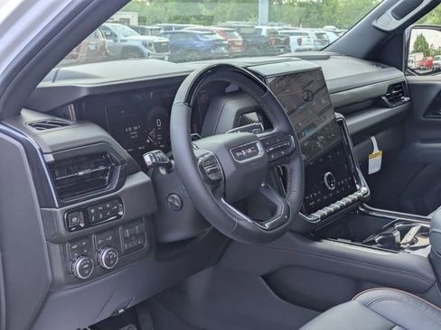 New 2026 GMC Yukon AT4 w/ AT4 Premium Plus Package AWD/4WD image 14