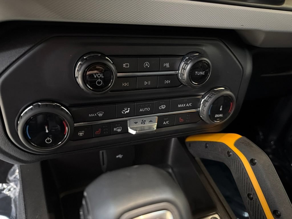 Used 2022 Ford Bronco Badlands AWD/4WD image 30