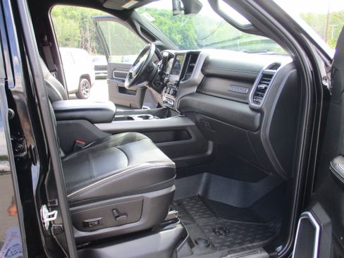 Used 2020 RAM 2500 Laramie AWD/4WD image 14