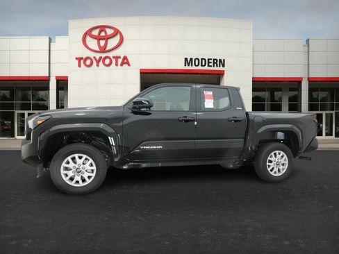 New 2025 Toyota Tacoma SR5 image 7