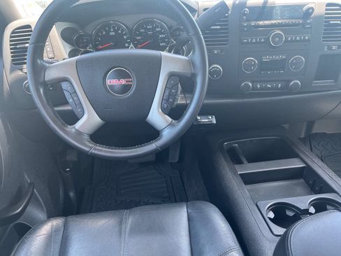 Used 2012 GMC Sierra 1500 SLE w/ Regional Value Package AWD/4WD image 8