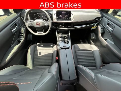 Used 2026 Nissan Rogue SV AWD/4WD image 28