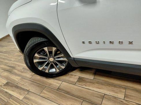 Used 2026 Chevrolet Equinox LT AWD/4WD image 52