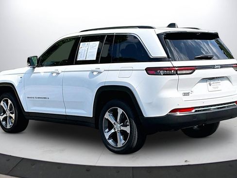 Used 2023 Jeep Grand Cherokee 4WD 4xe w/ Luxury Tech Group II image 7