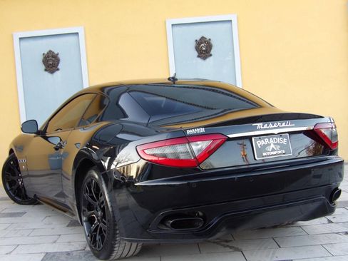 Used 2015 Maserati GranTurismo MC image 8
