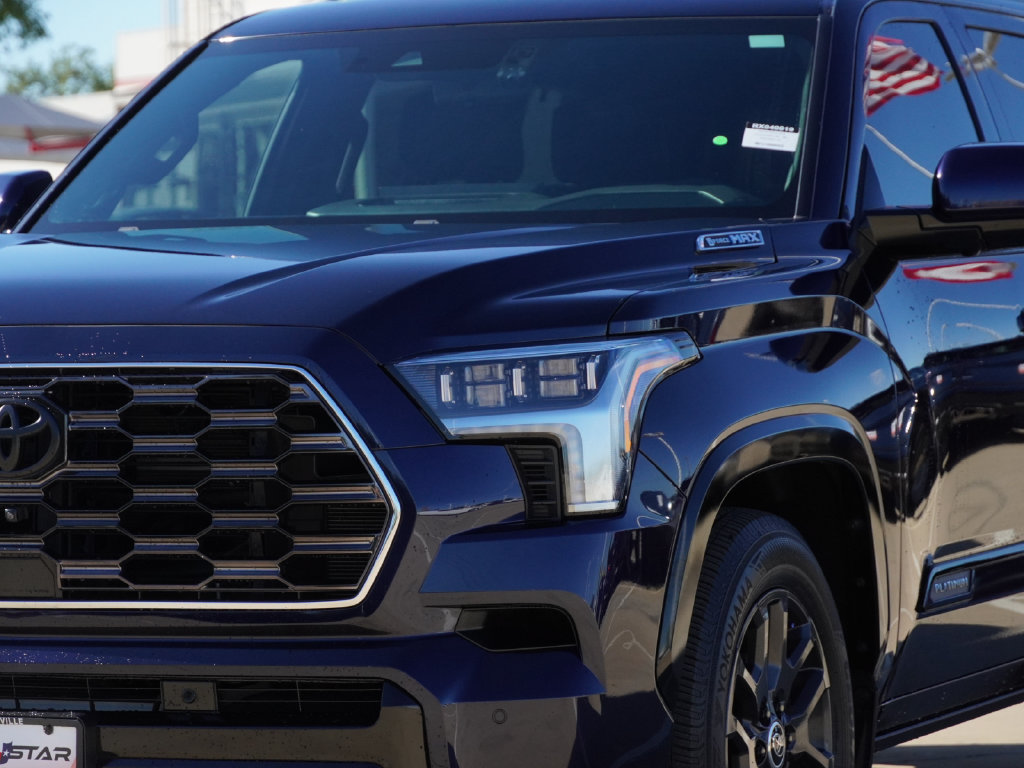 Used 2024 Toyota Sequoia Platinum AWD/4WD image 5