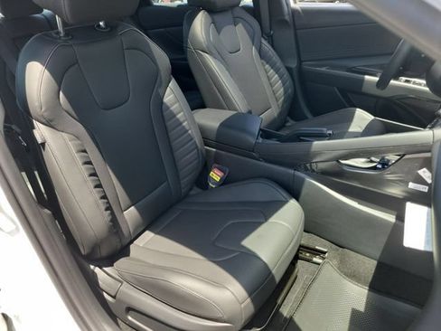 New 2026 Hyundai Elantra SEL Sport FWD image 21