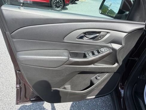 Used 2023 Chevrolet Traverse LT w/ LPO, Floor Liner Package AWD/4WD image 26