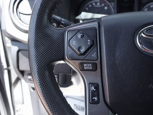 Used 2021 Toyota Tacoma TRD Off-Road w/ Technology Package image 19