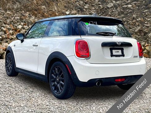 Used 2019 MINI Cooper 2-Door Hardtop w/ Signature Upholstery Package FWD image 10
