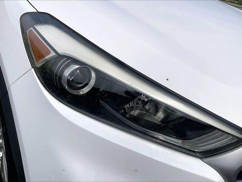 Used 2017 Hyundai Tucson SE AWD/4WD image 23