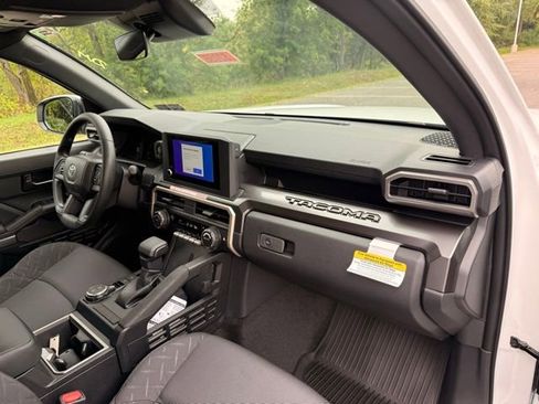 New 2025 Toyota Tacoma SR5 image 20